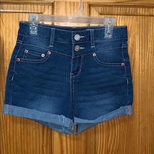 Cute jean shorts